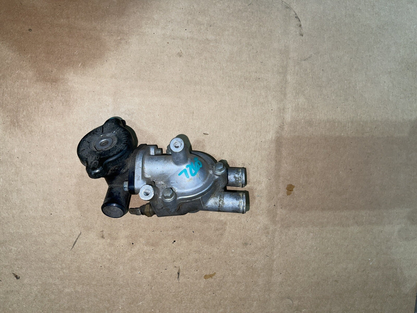Kawasaki EX500 Ninja 500 THERMOSTAT HOUSING