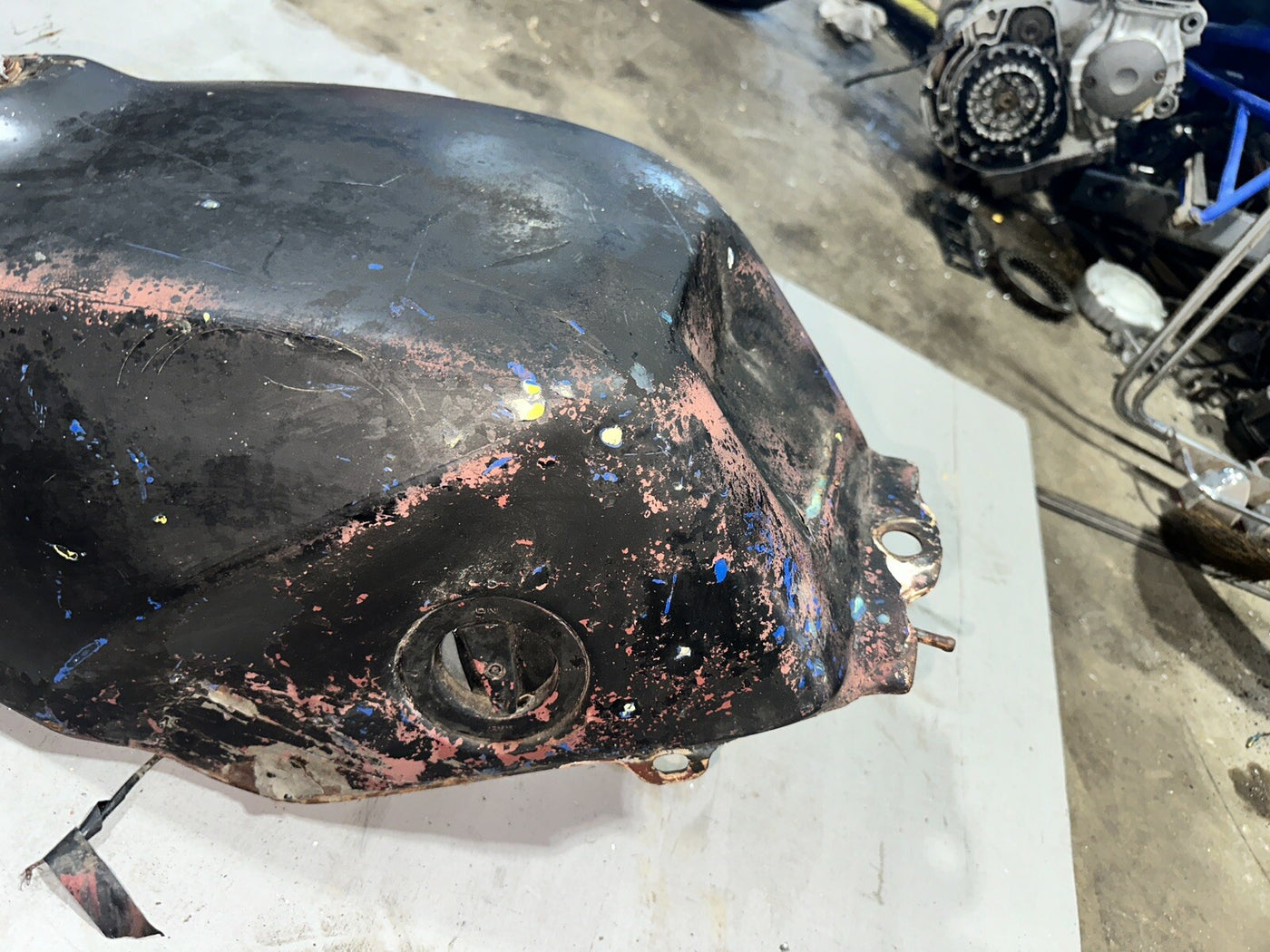 84 HONDA INTERCEPTOR 750 VF750F GAS TANK FUEL PETROL RESERVOIR Lots Of Filler