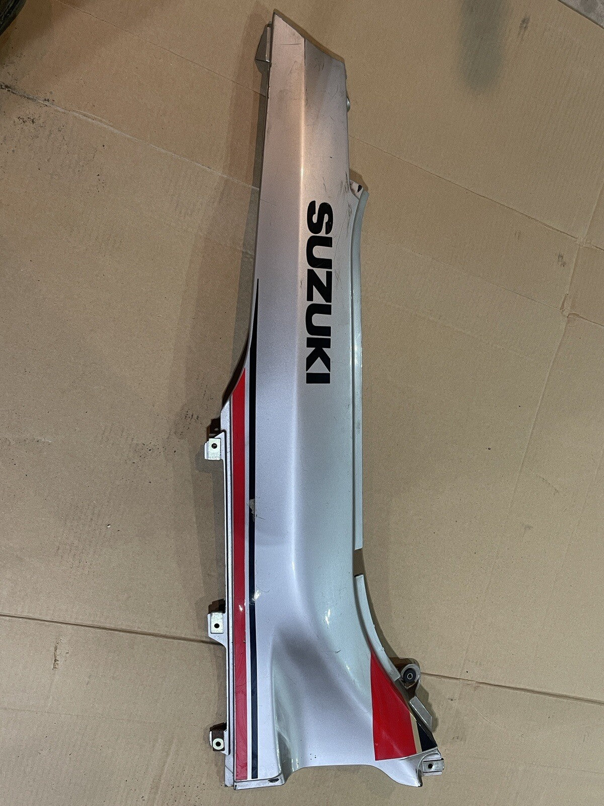 SUZUKI GSX 600 GSX600 KATANA SIDE FRAME COWL COVER FAIRING