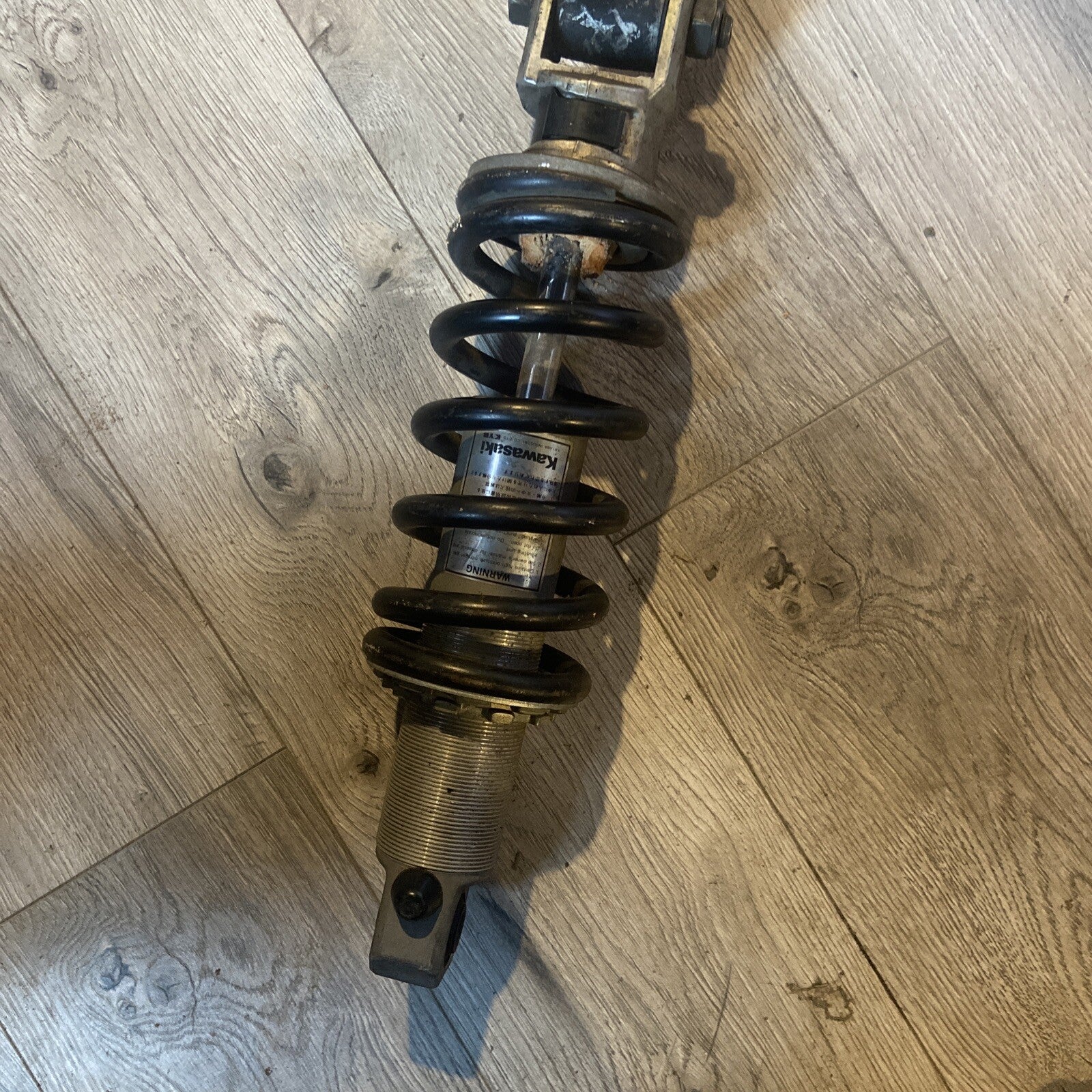 1995-2001 Kawasaki Ninja ZX11 ZX1100 Rear Wheel Suspension Shock Absorber
