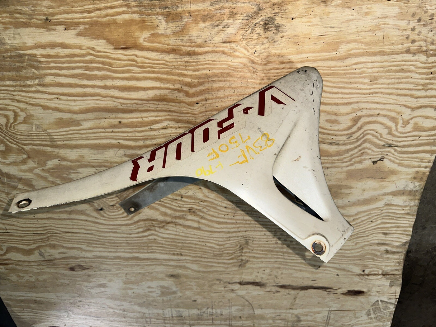 83-85 Honda VF750F V45 VF 750 Interceptor Lower Fairing Cowl