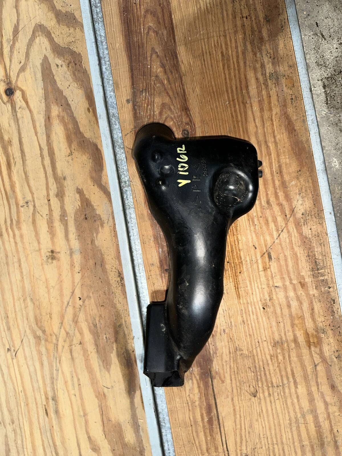 2003-2005 03 04 05 RAM Air Yamaha R6 YZF Ducting OEM Damage