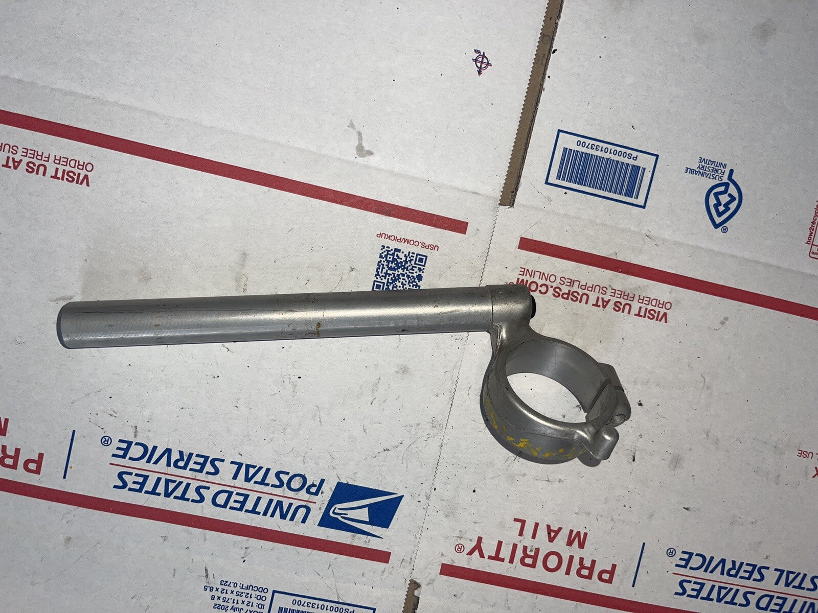 04 05 Suzuki GSXR 600 750 Left Clip On Handle Bar