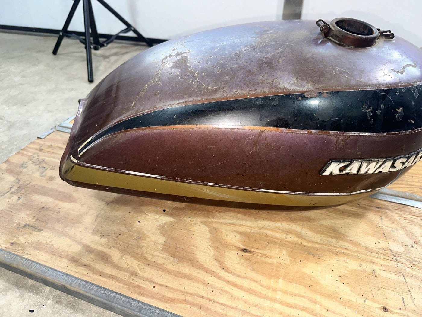 1974-77 Kawasaki KZ400 KZ 400 Gas Tank Fuel
