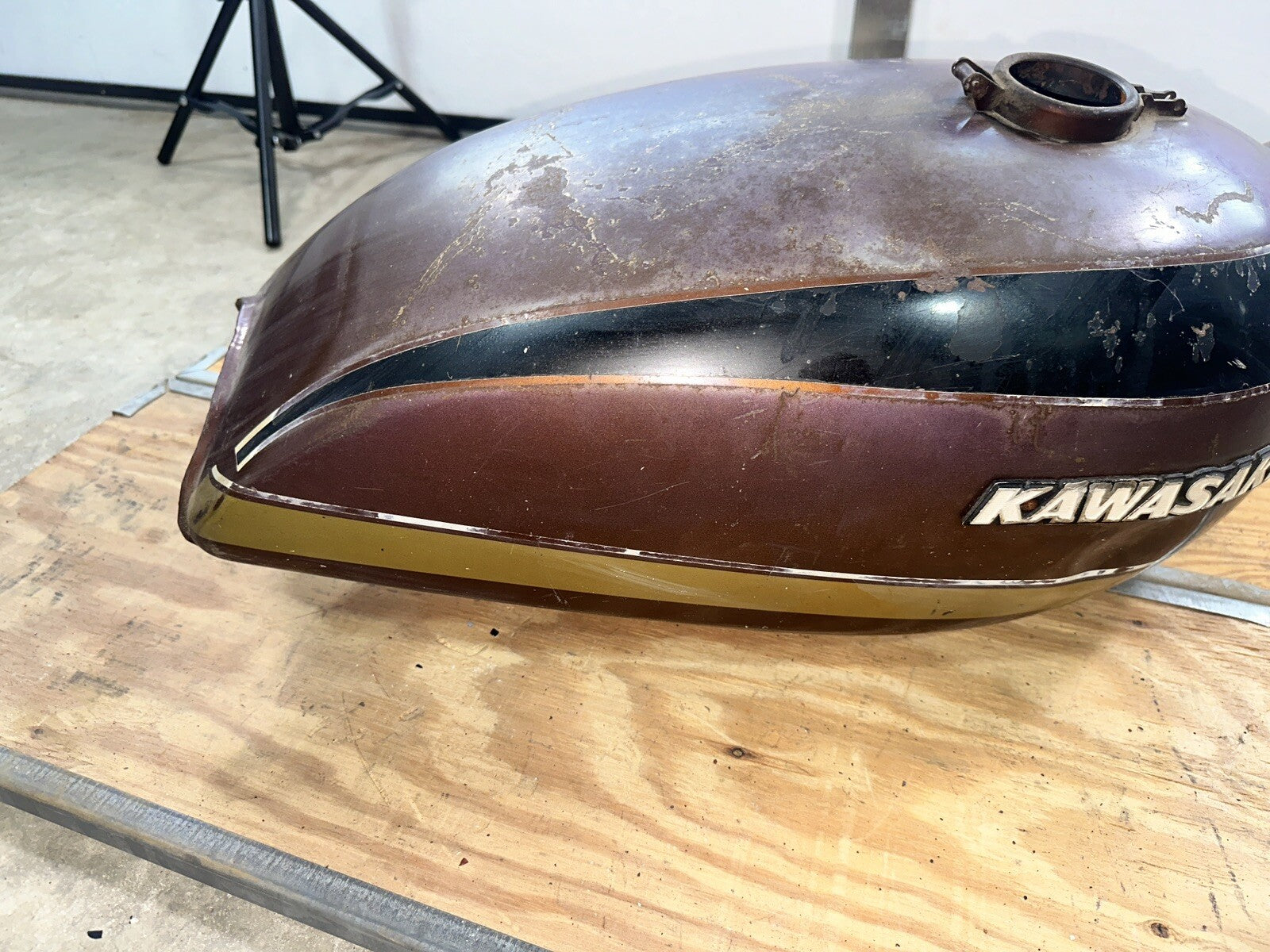 1974-77 Kawasaki KZ400 KZ 400 Gas Tank Fuel