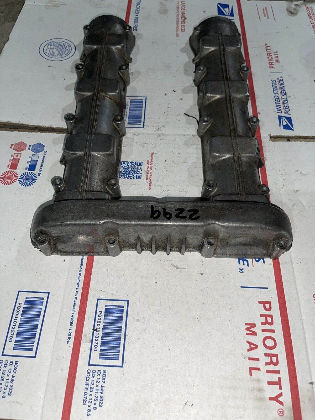 Yamaha XS850 XS 850 L Cylinder Head Cover / Valve Cover
