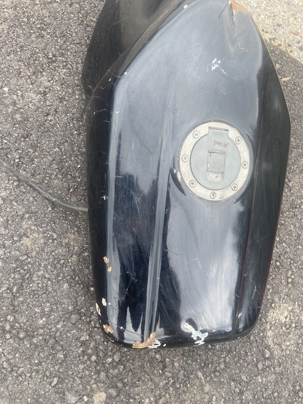 1986 Yamaha FZ600 Fuel Tank Gas Tank