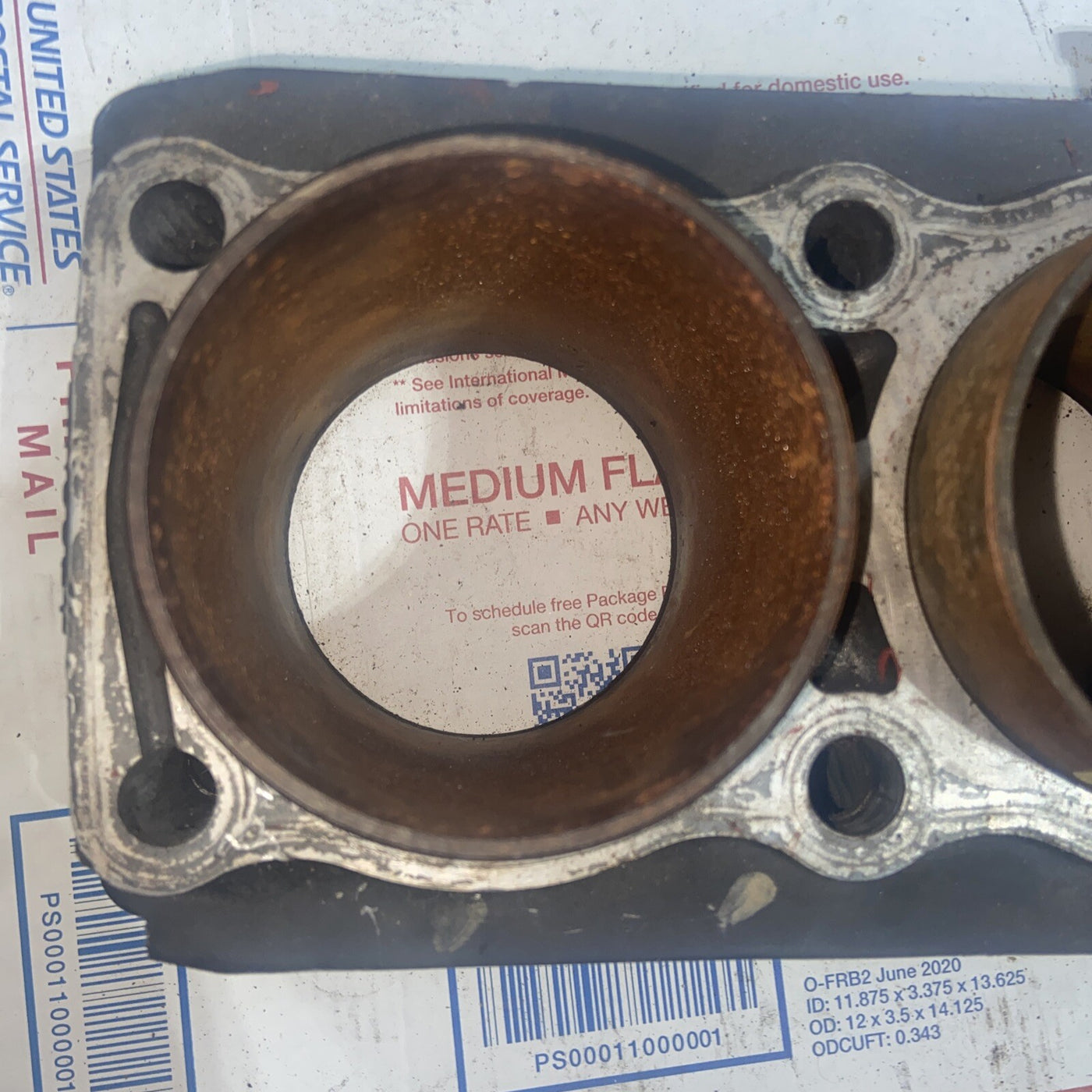 1989 Suzuki GSXR ENGINE MOTOR PISTON CYLINDERS BLOCK JUG