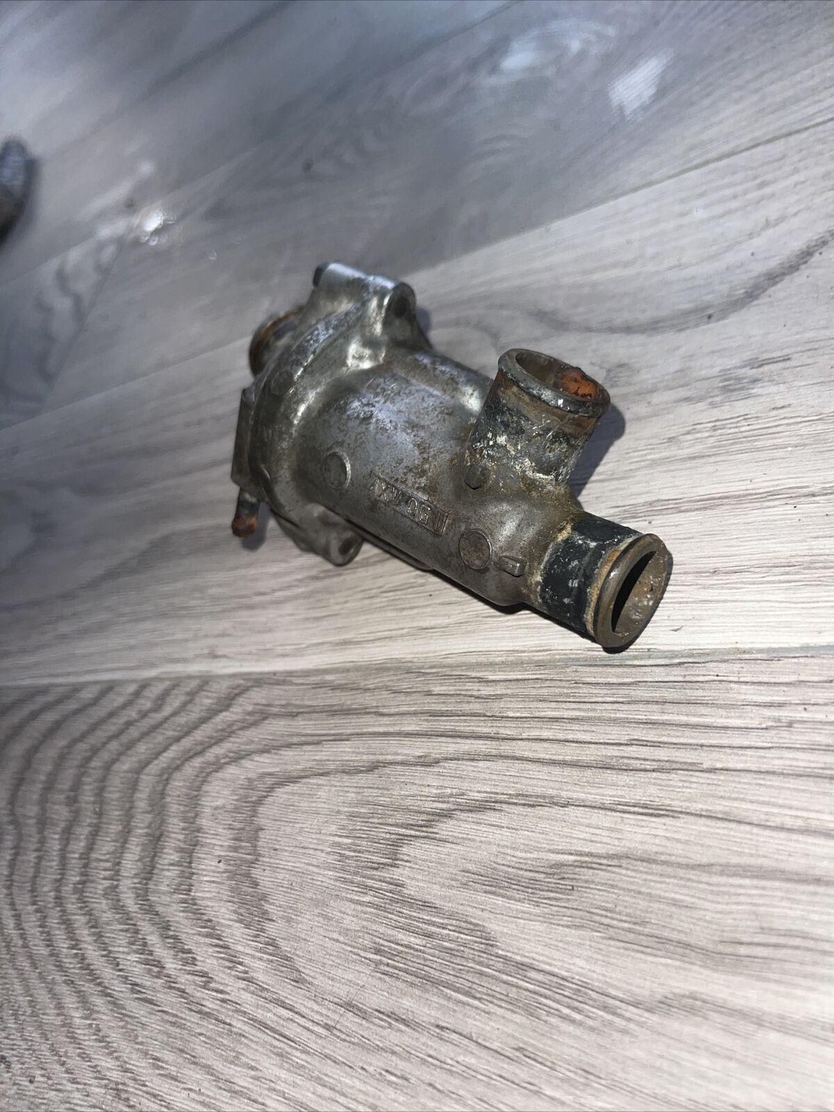 Complete Thermostat Assy. w/Housing 98-01 YZF-R1 YZFR1 OEM Yamaha Engine T-stat
