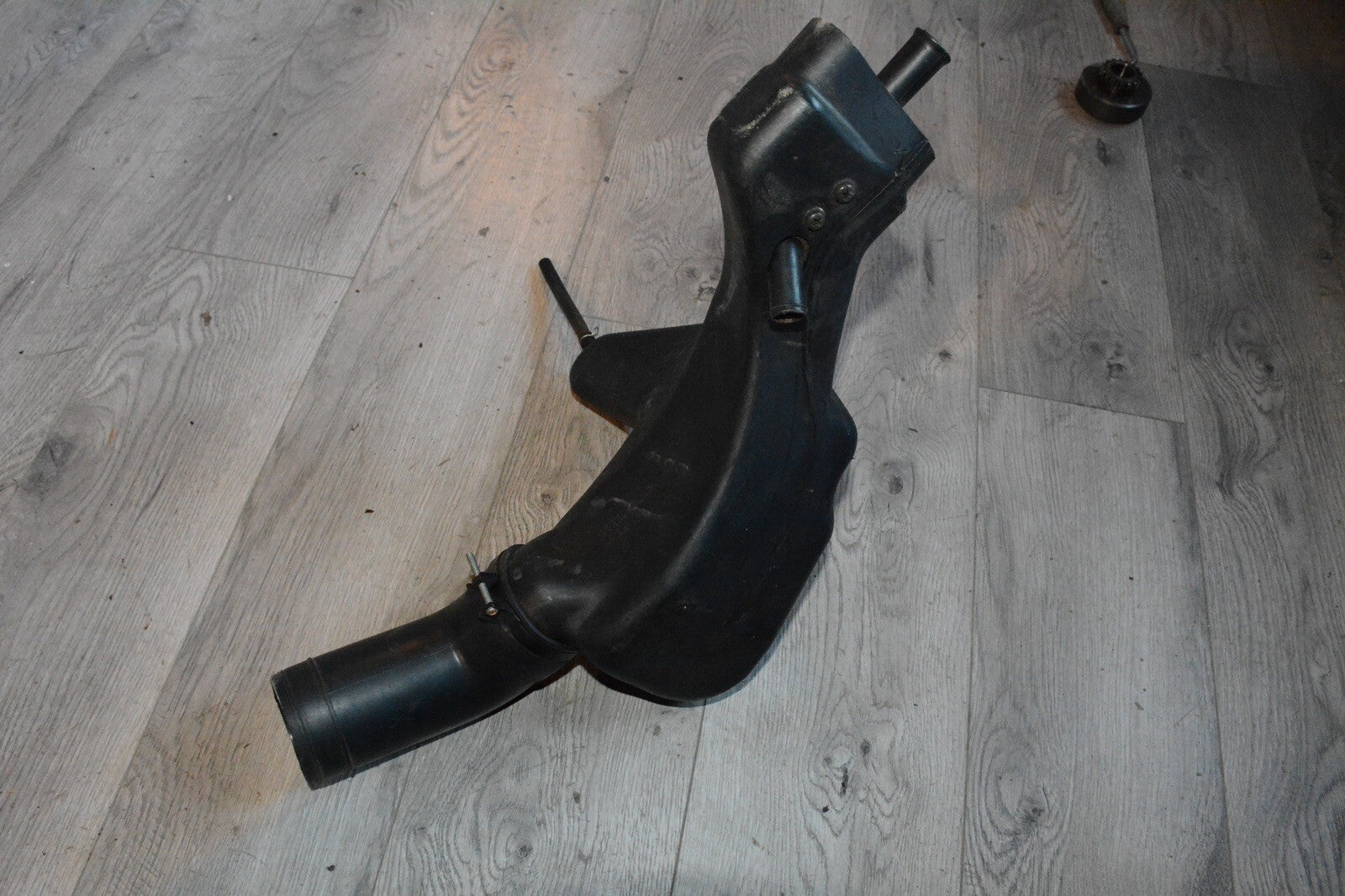 94 kawasaki zx 11 air duct