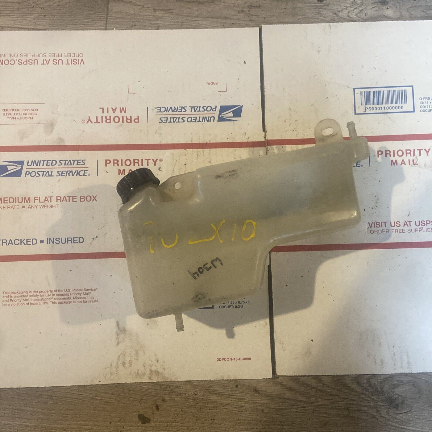 1990 ZX9 Coolant Resovoir