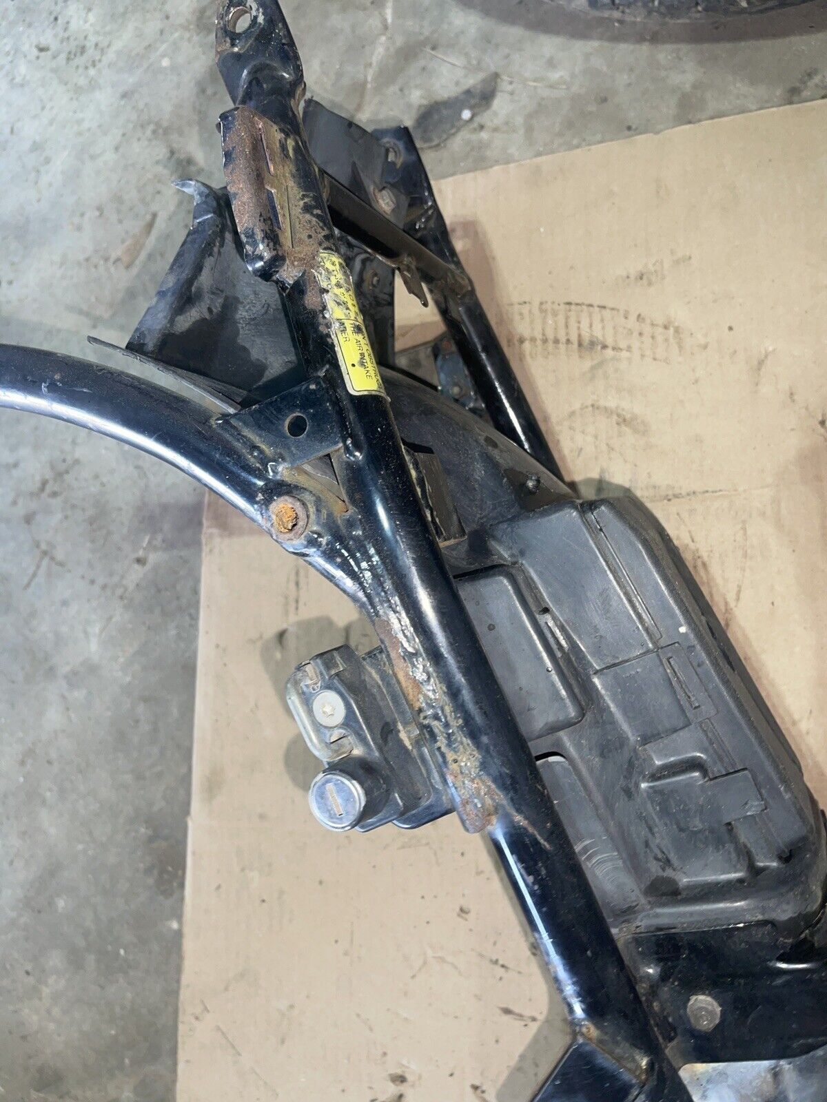 1983 Yamaha Virago 920 XV920 OEM REAR BACK FENDER SUPPORT FRAME SUBFRAME