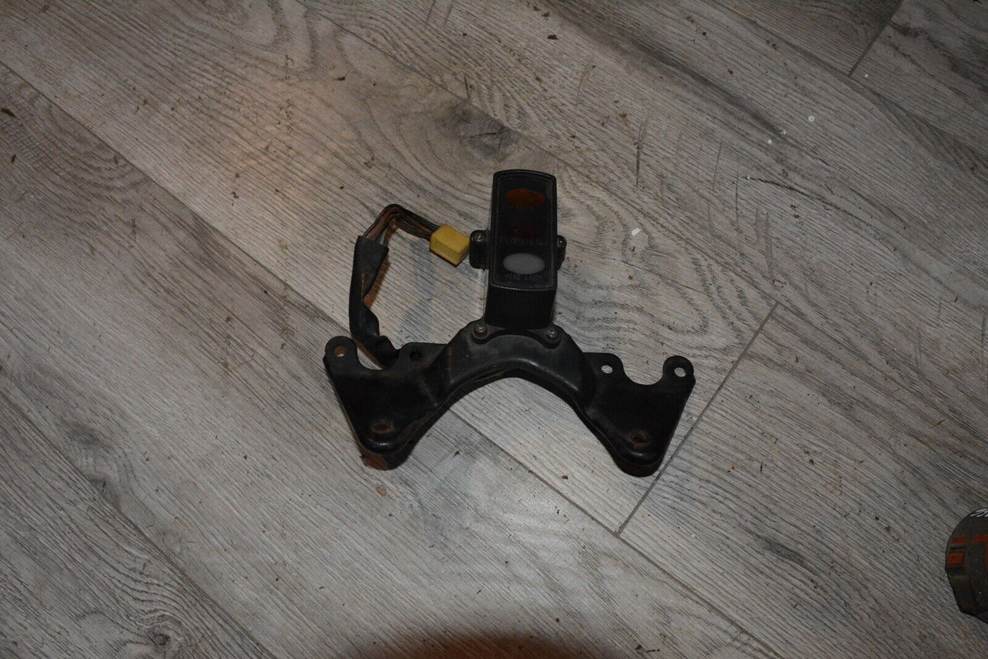 75 Yamaha xs 750 speedometer bracket