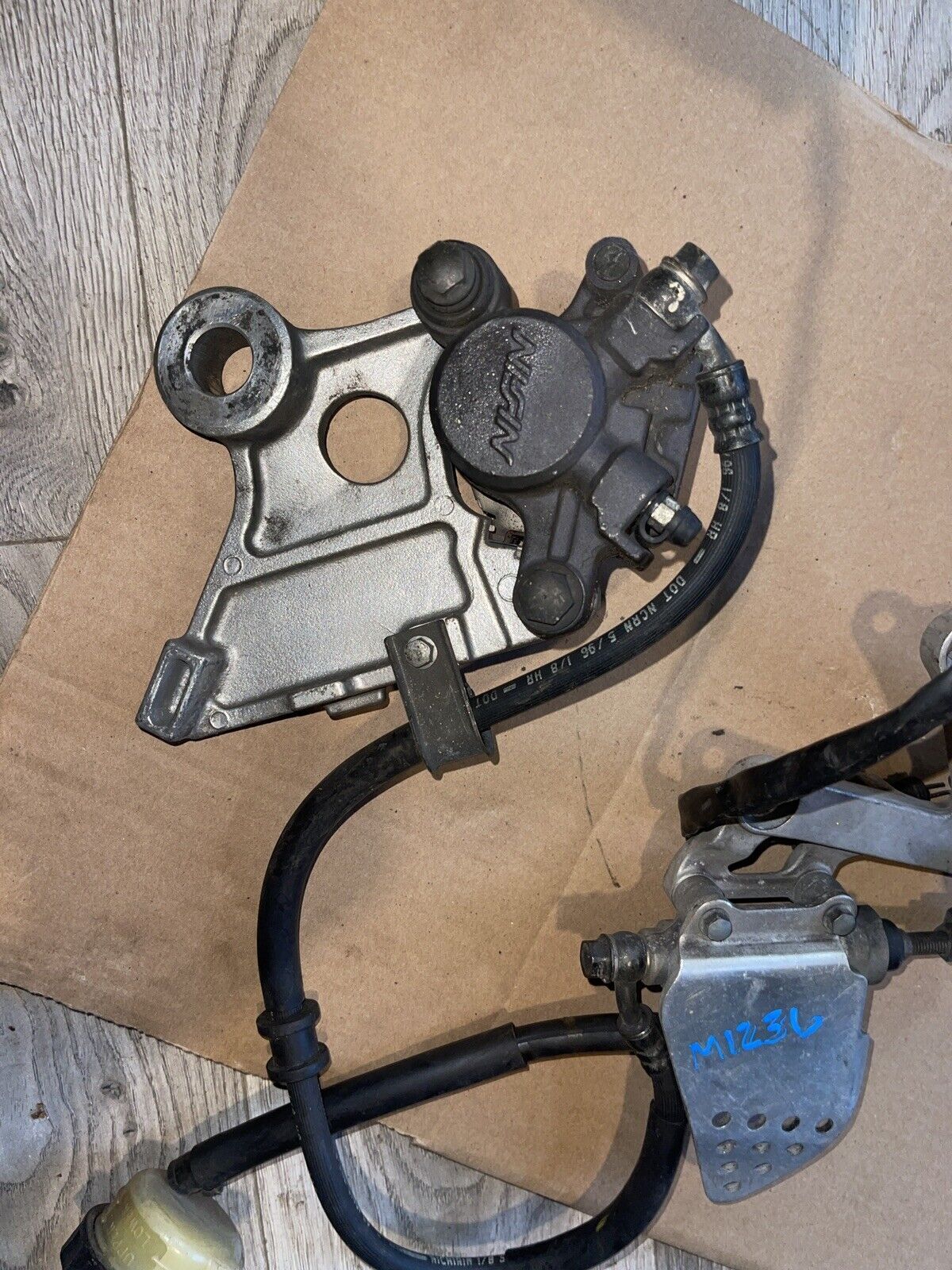 00 01 Honda CBR929 CBR 929 Rear Brake Caliper Mount Bracket Back OEM 2001