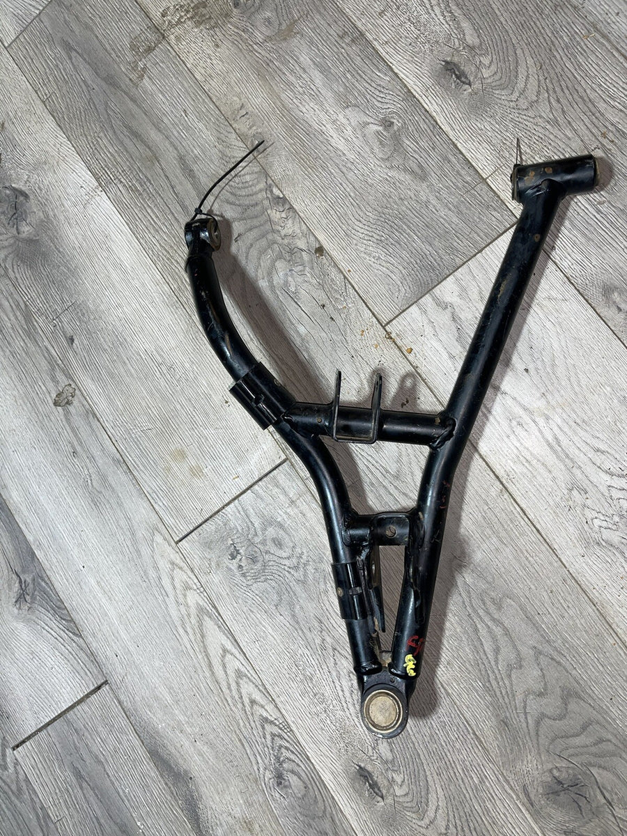 2018 18 POLARIS GENERAL 1000 OEM FRONT UPPER RIGHT CONTROL A ARM   1021419