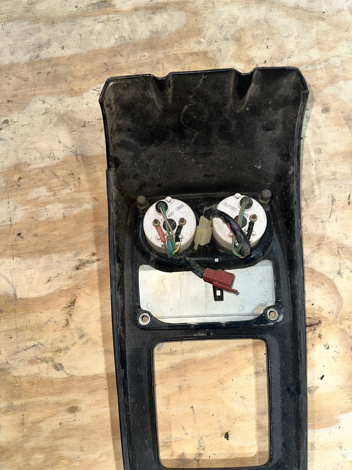 1986 HONDA VT1100C VT 1100 C SHADOW FUEL COVER AND FUEL GAUGE  TEMP GAUGE OEM