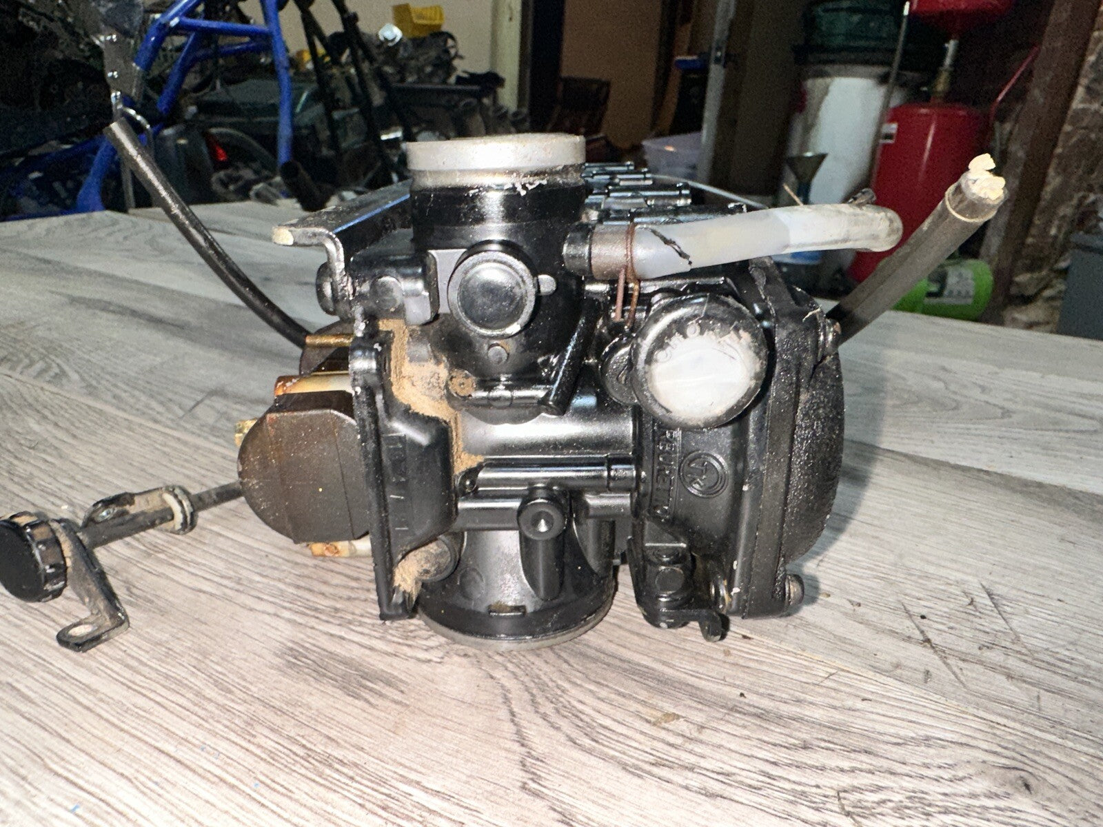 1984-85 KAWASAKI GPZ 550 ZX550 ZX KZ 550 CARBS CARBURETORS NEEDS CLEANING