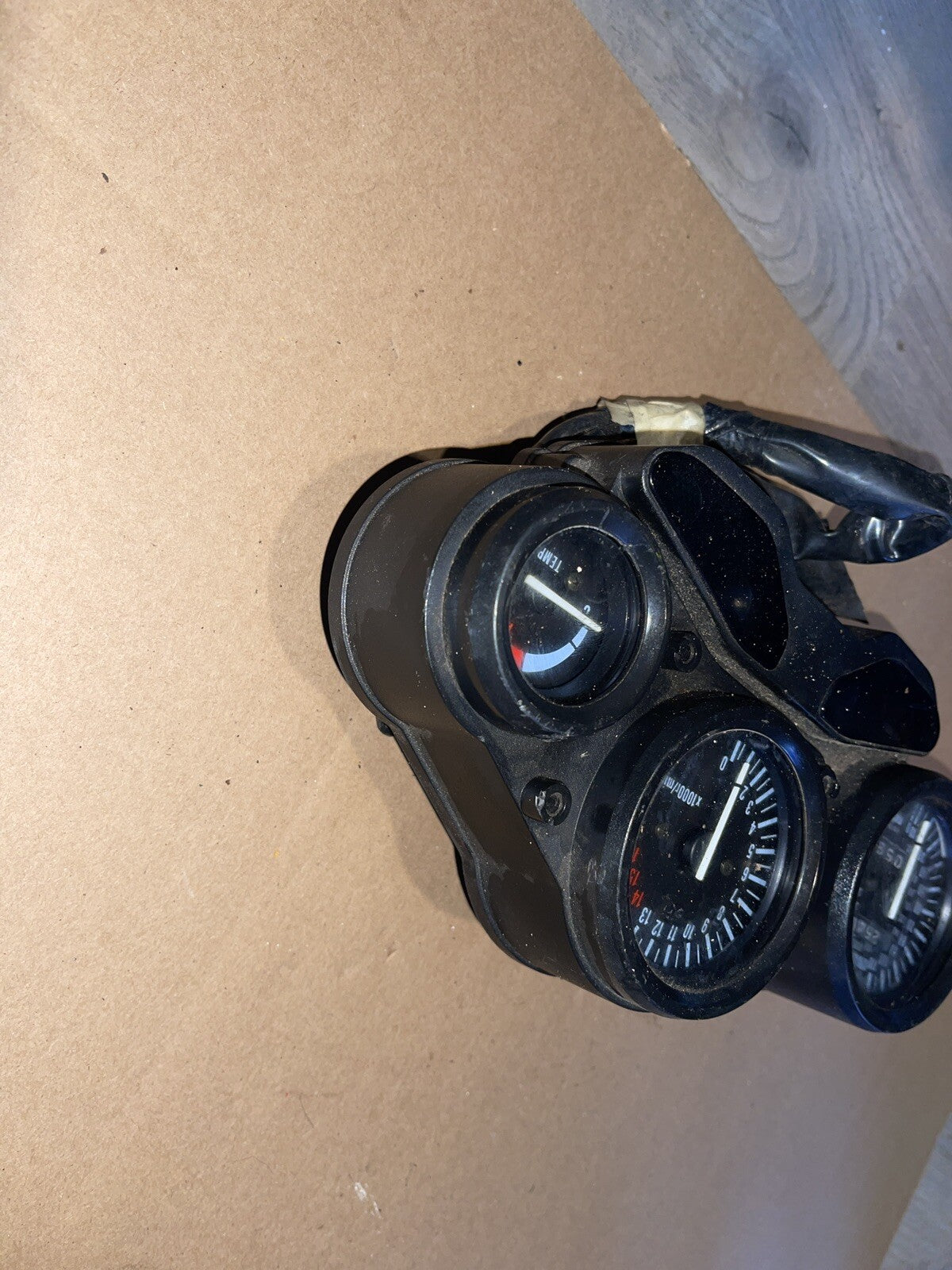 1995 SUZUKI GSXR 750 INSTRUMENTAL CLUSTER SPEEDOMETER TACH TEMP GAUGE GSXR750 95