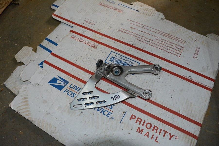 00-01 YAMAHA YZF R1 LEFT REARSET REAR SET FOOT PEG