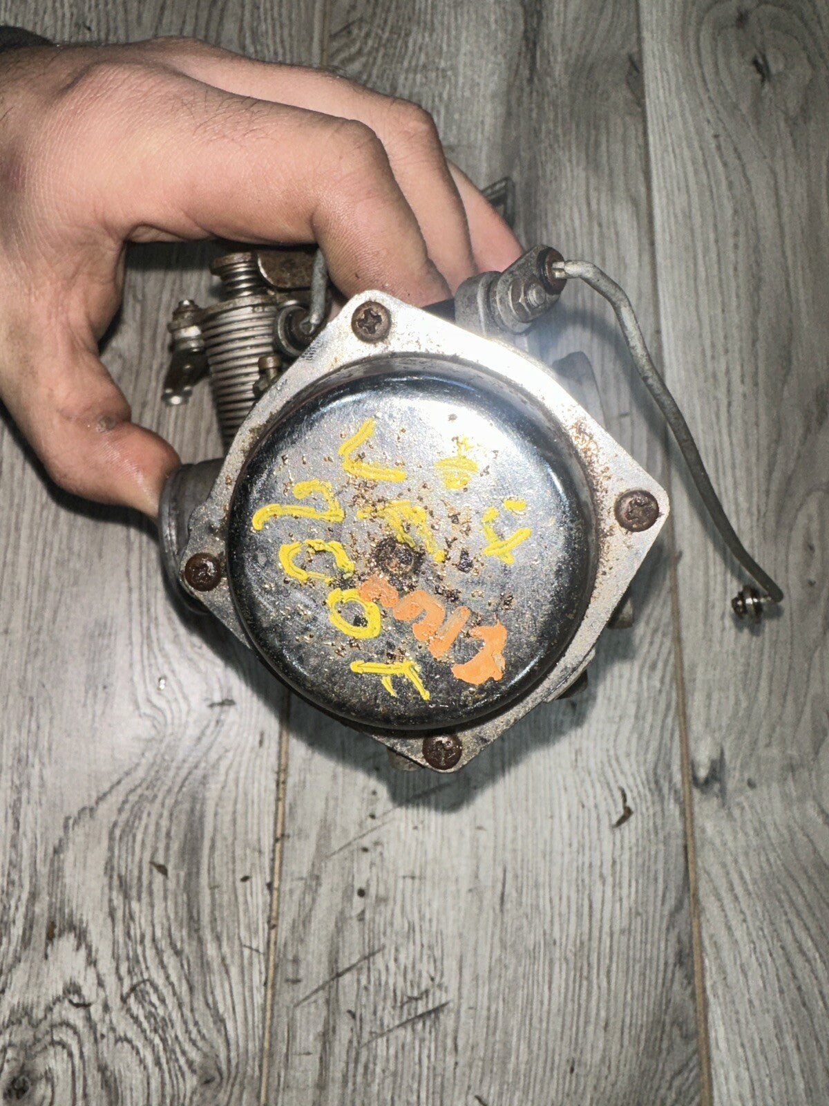 84- 85 Honda VF700 Carburetor Carb Throttle Body OEM SINGLE