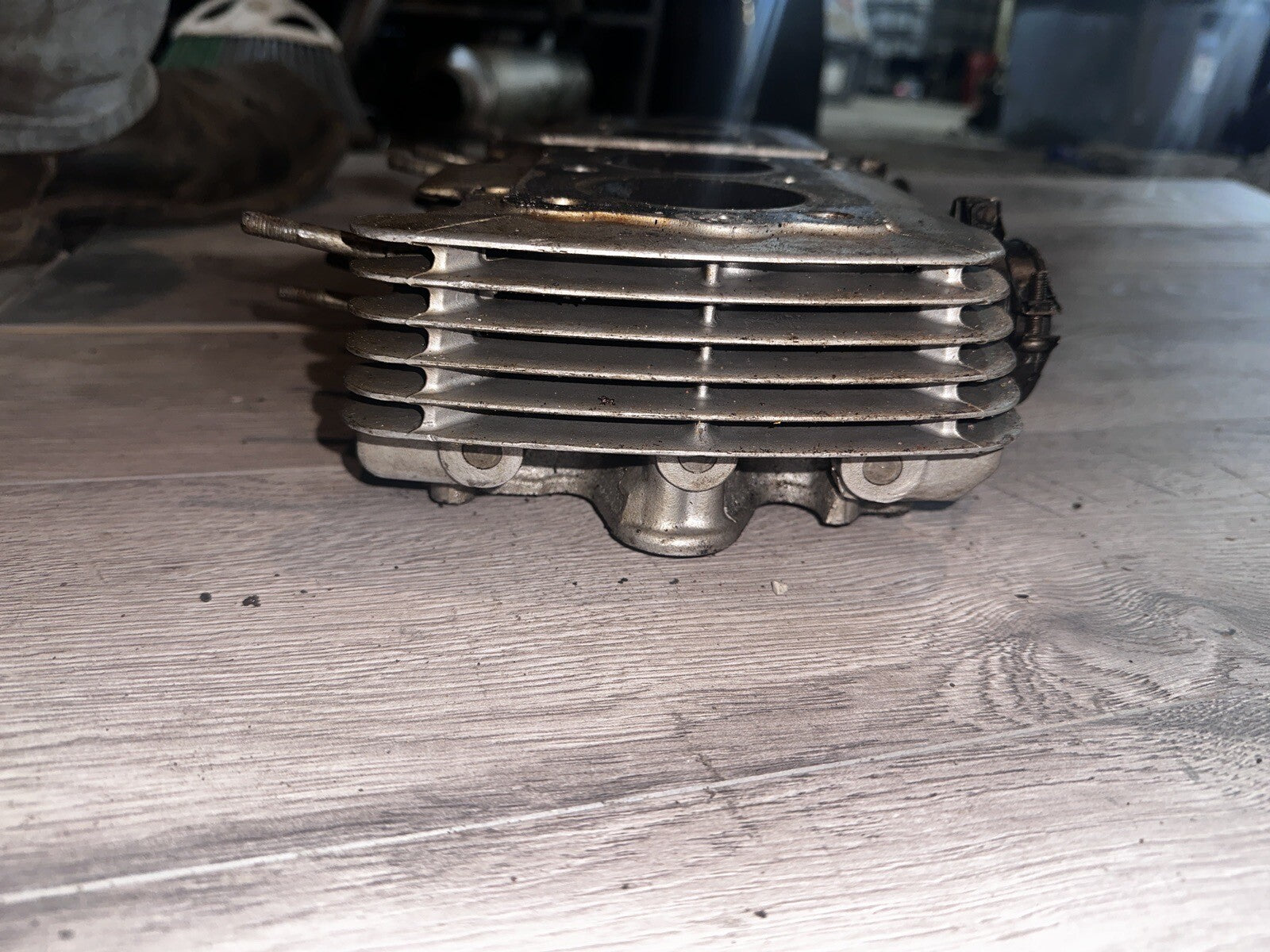 1979-1980 Honda CB650 CB650C Engine Motor Cylinder Head
