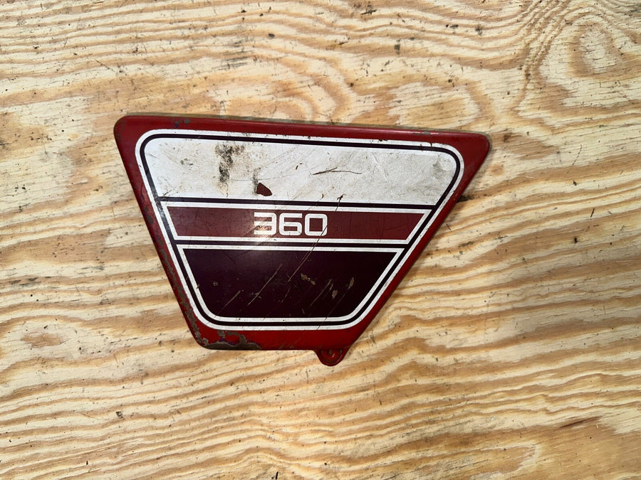 76 77 Yamaha XS360  Left Side Cover Side 1  1L9-21711-00-U4 dg