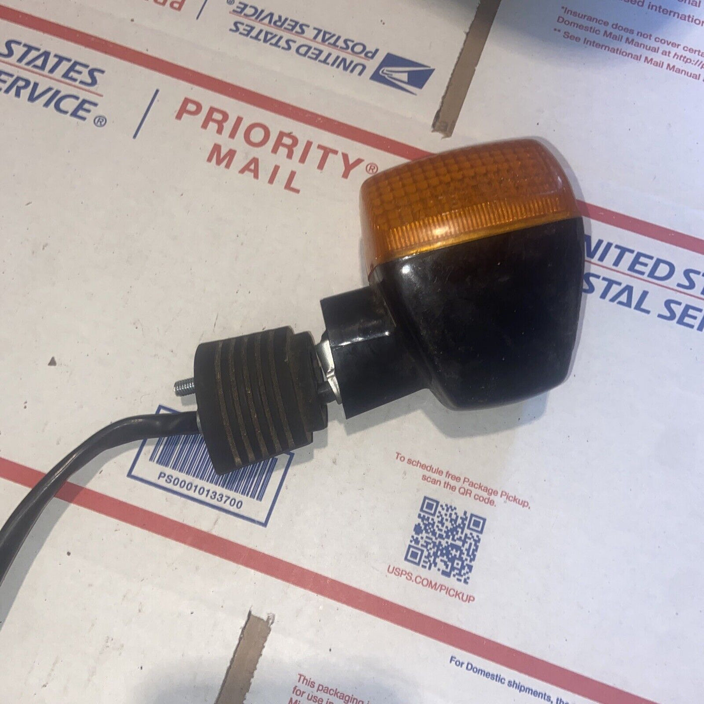 97 Yamaha F3 Rear Turn Signal Flasher Indicator W114