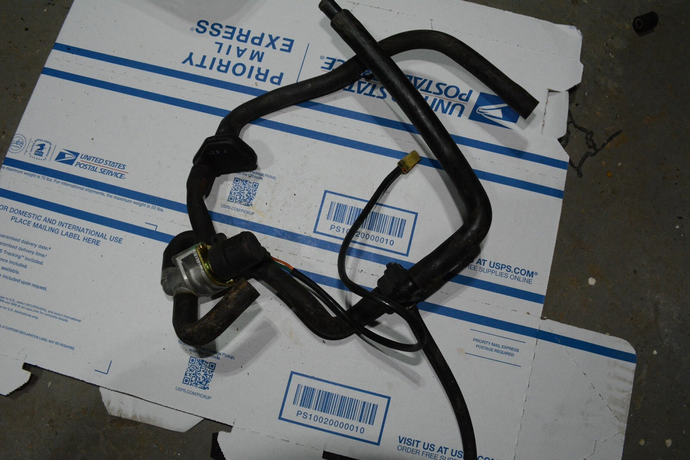 CBR600F4I CBR F4I Valve Cover Breather Servo