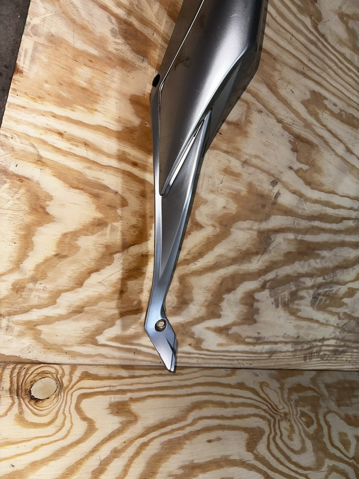 08-09 Suzuki Gsxr 600 Tail Fairing  Left And Right