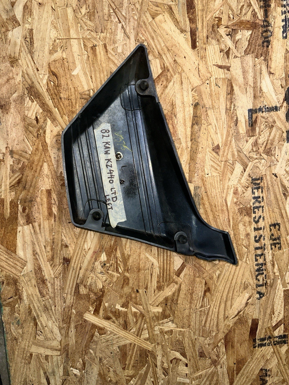 1980 KAWASAKI 440 LTD KZ440 LEFT SIDE COVER 