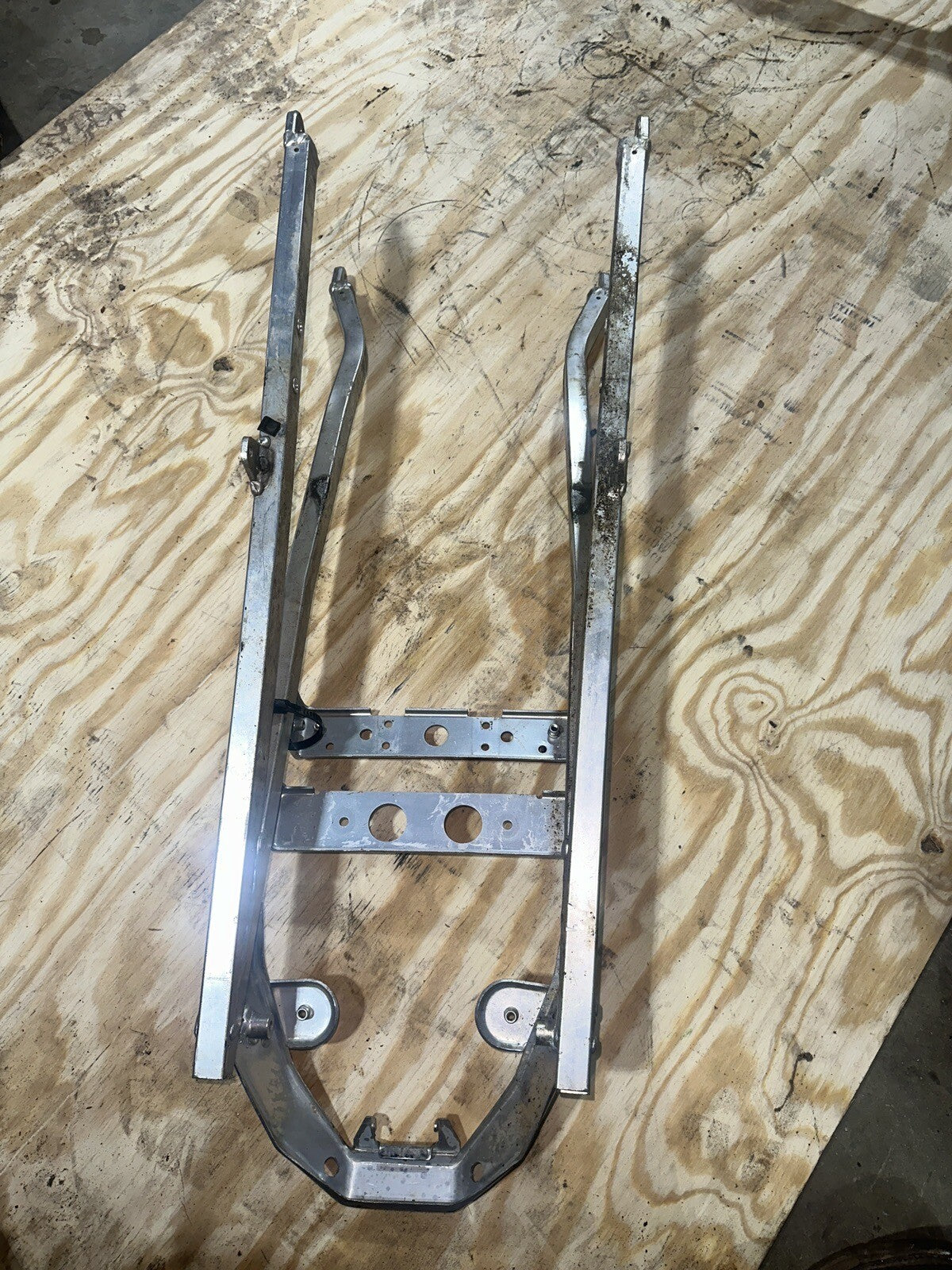 93-96 Suzuki Gsxr 750 Rear Subframe  Sub Frame Straight