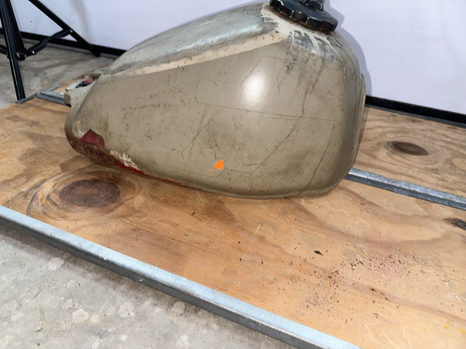 1984 Honda ATC 200 M 200m gas tank fuel tank