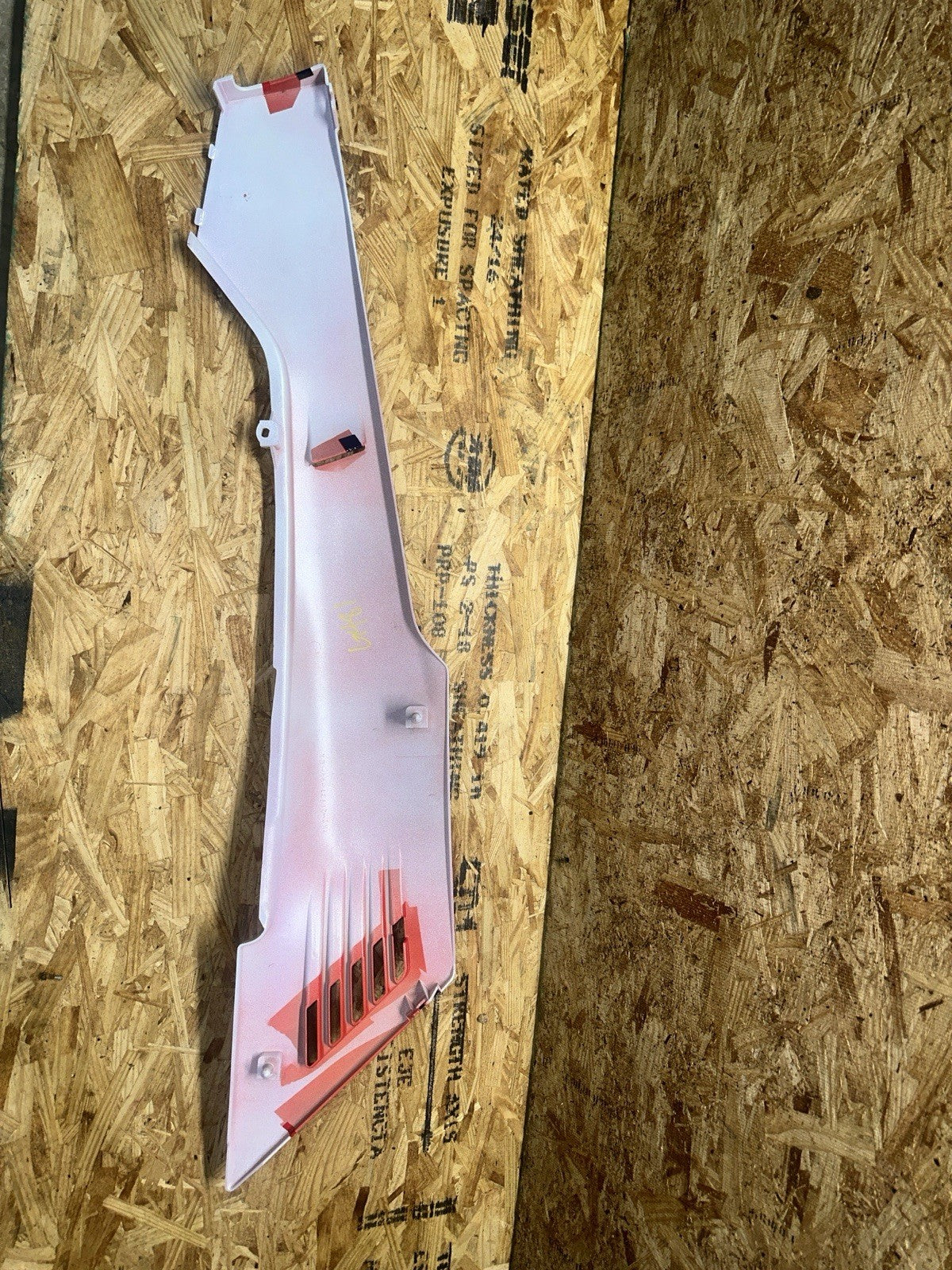 1987 YAMAHA FZ750 RIGHT SIDE COVER FRAME PANEL COWL FAIRING