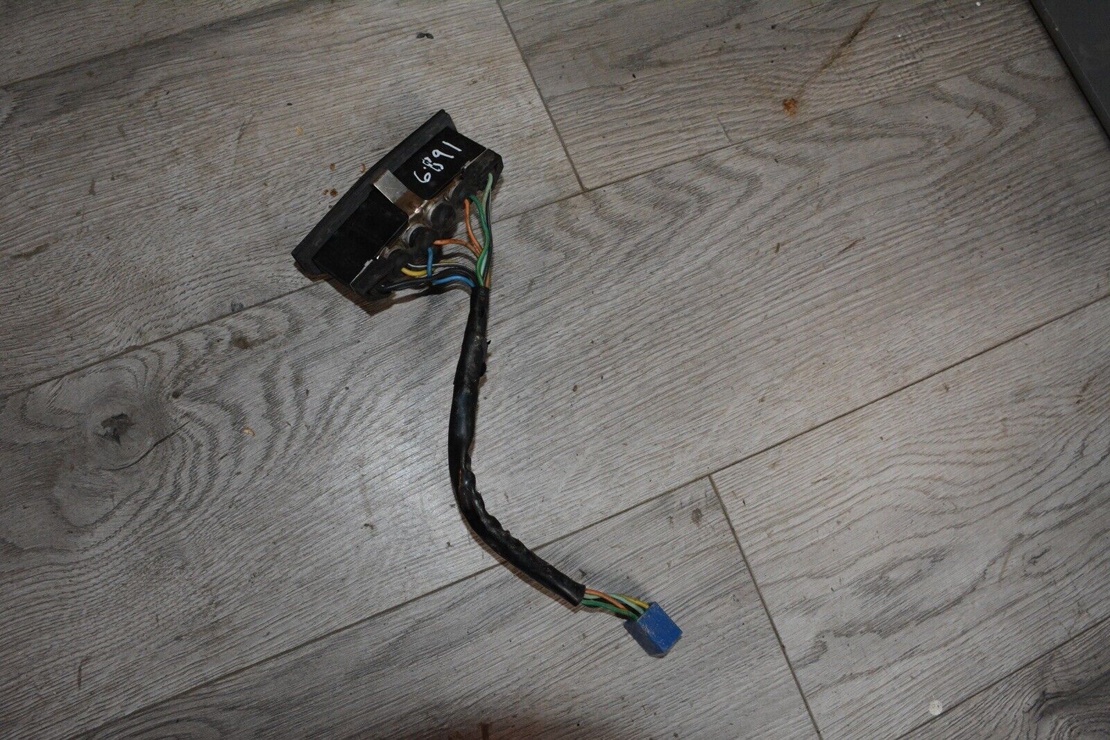 94 Suzuki Katana GSX 600 F Indicator Meter Oil Turn Neutral