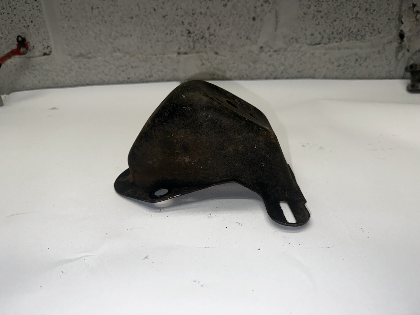 Kawasaki 77-79 KZ650 C & B 1980 KZ650F 1982 KZ440 G KZ taillight bracket