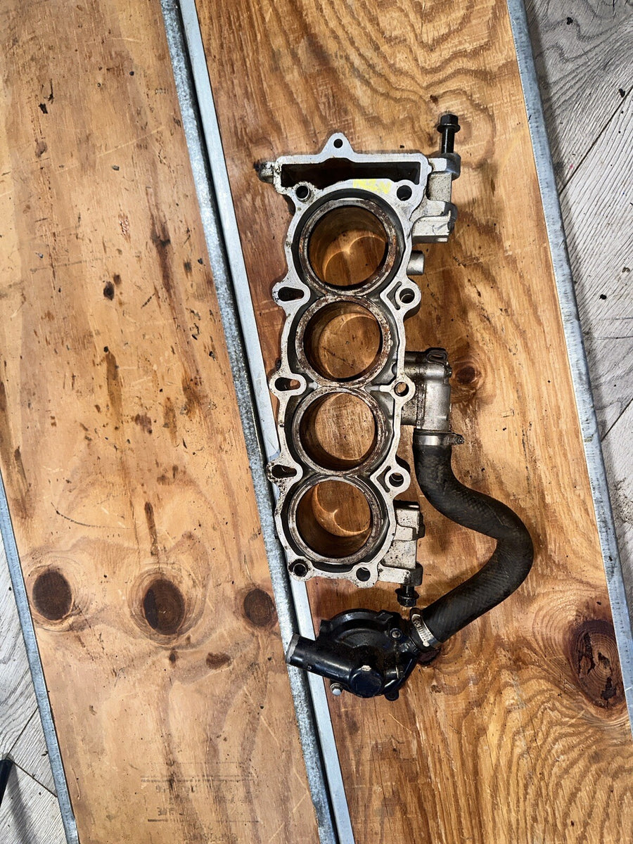 Kawasaki ZX6R F1 F2 F3 Ninja 1995 - 1997 Engine Cylinder Barrel Jug