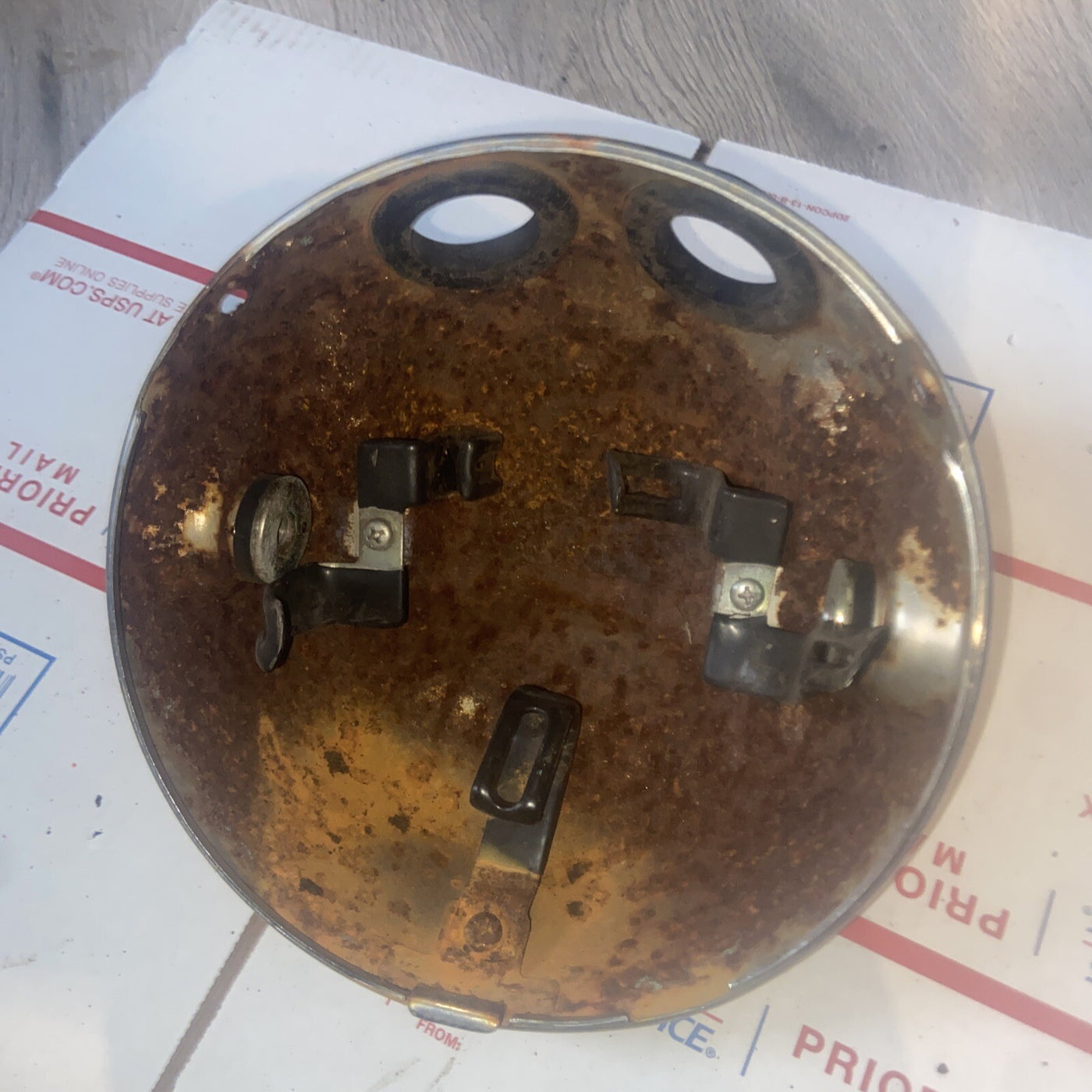 1982 Suzuki GS550L GS550 OEM Headlight Bucket Chrome Head Light Housing