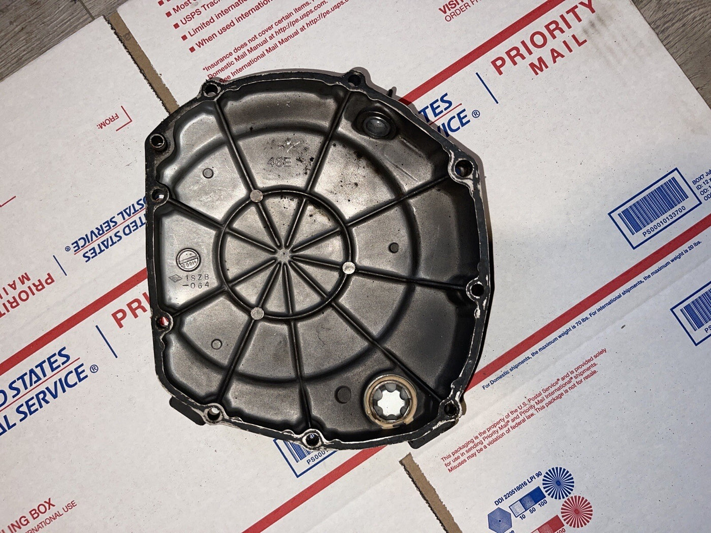 Clutch Cover Engine Side Case GSXR750 86-87 GSX600 Katana 88-97 89 90 91 92 93