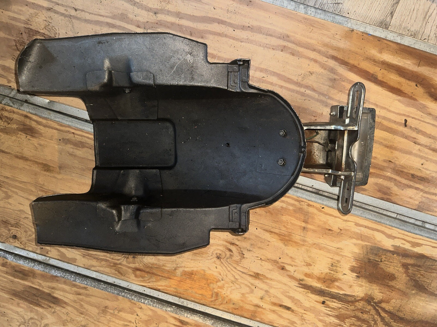 84 85 Honda GL1200 Goldwing Aspencade Rear Fender Inner Heat Shield Cover Panel