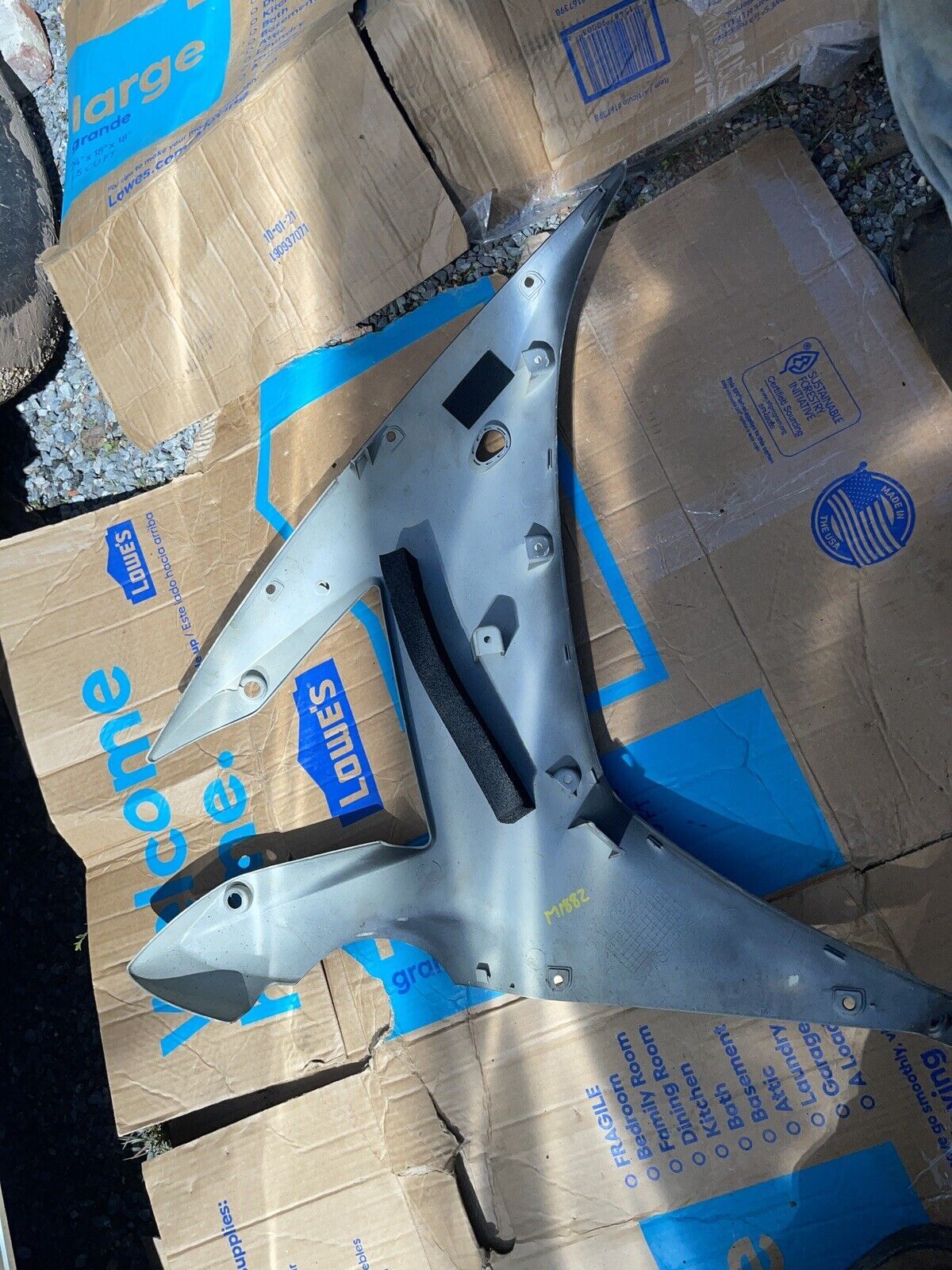02 03 Yamaha R1 YZFR1 OEM LEFT Side Mid Fairing Cowl Middle Cover Panel YZF 1000