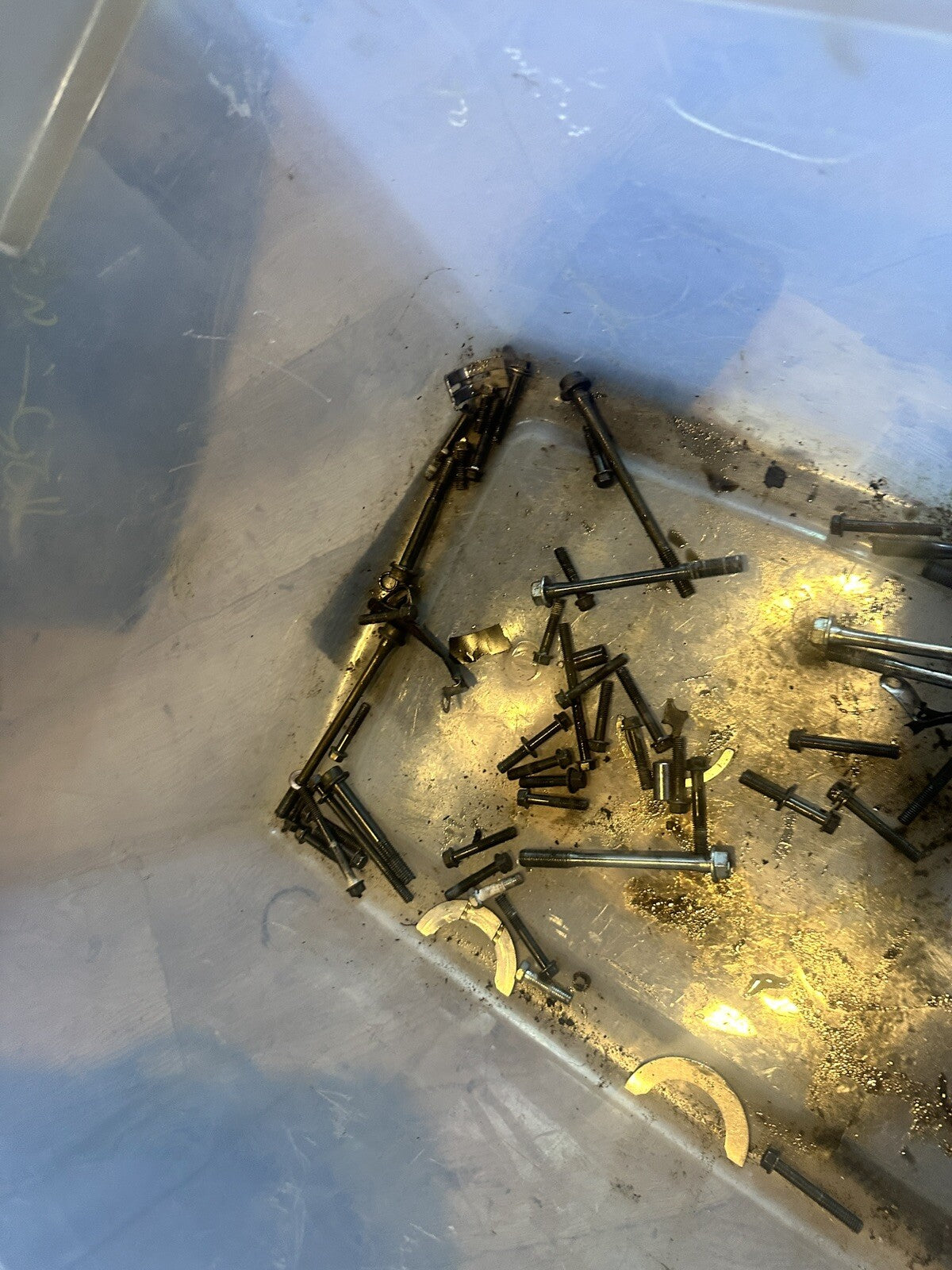 04-05 Suzuki GSXR 600 Engine Cover Bolts Screws Motor Cover Bolts