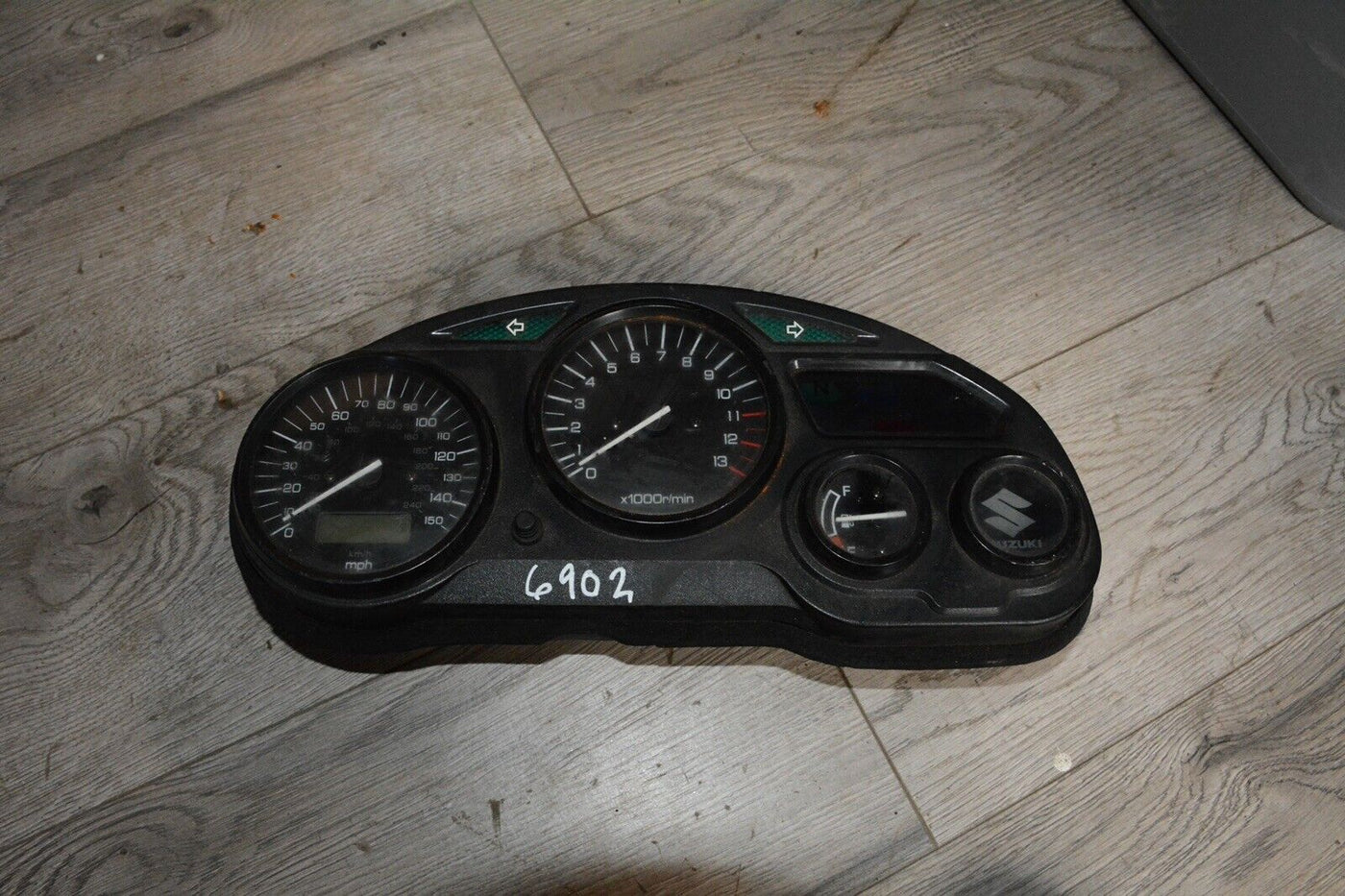 2000 Suzuki Katana 600 Gsx600f Speedo Tach Gauges Display Cluster Speedometer 