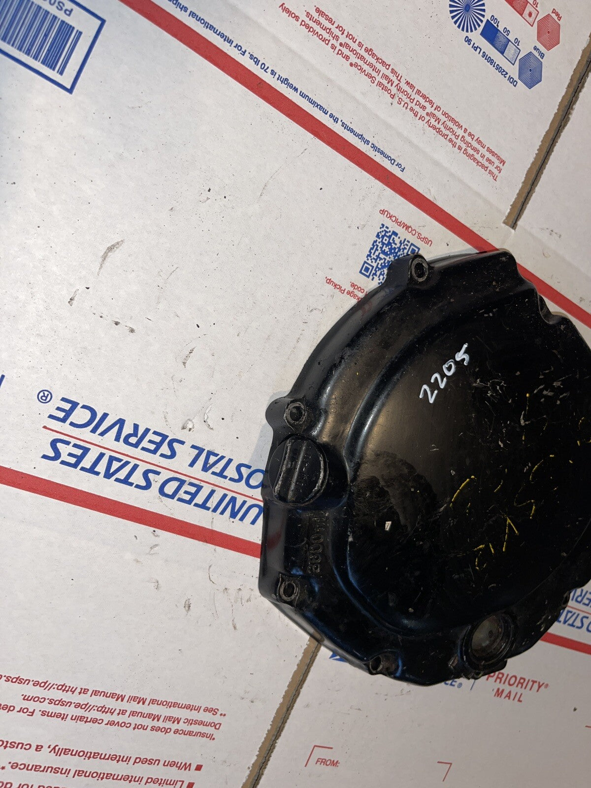 85 86 87 88 89 1989 SUZUKI GSXR 750 OEM engine clutch cover side case