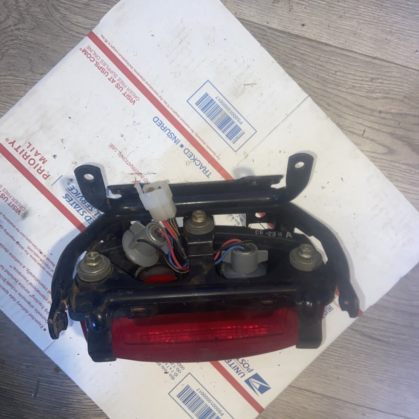 93 Kawasaki Ninja ZX7R ZX7 ZX 7 R 7R ZX750 Rear Tail Light Lens Assembly 