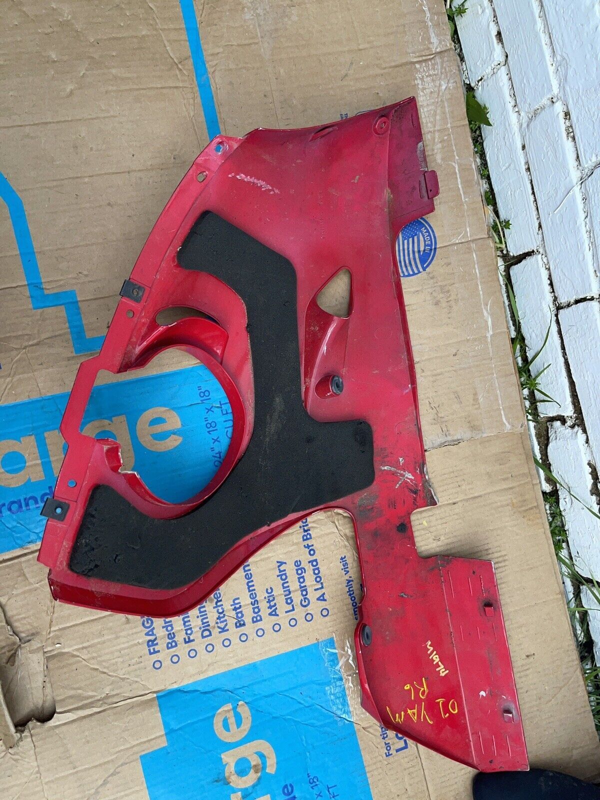 99-02 YAMAHA YZF R6 LEFT LOWER BOTTOM BELLY SIDE FAIRING COWL