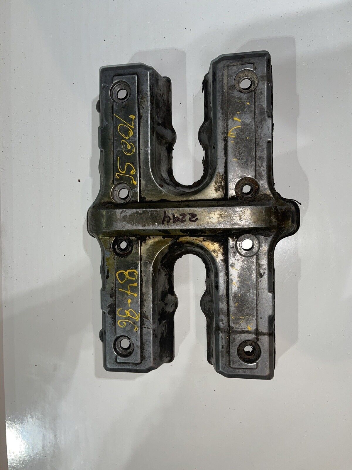 84 HONDA CB700SC NIGHTHAWK CB 700 HM153B ENGINE CYLINDER HEAD VALVE COVER