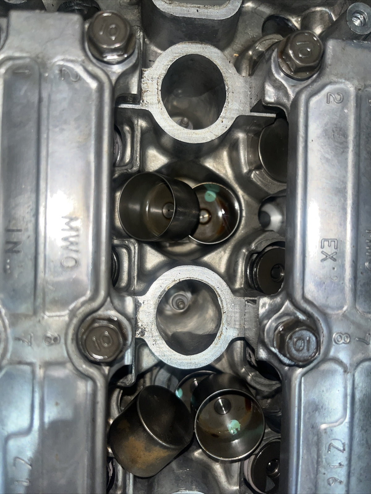 1995 HONDA CBR900 CYLINDER HEAD W/ VALVES CBR 600