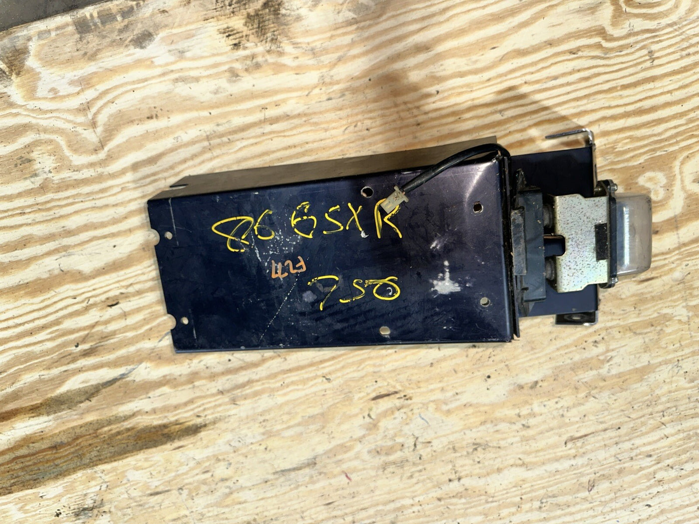 86-87 Gsxr GSX-R Tray Under Tray