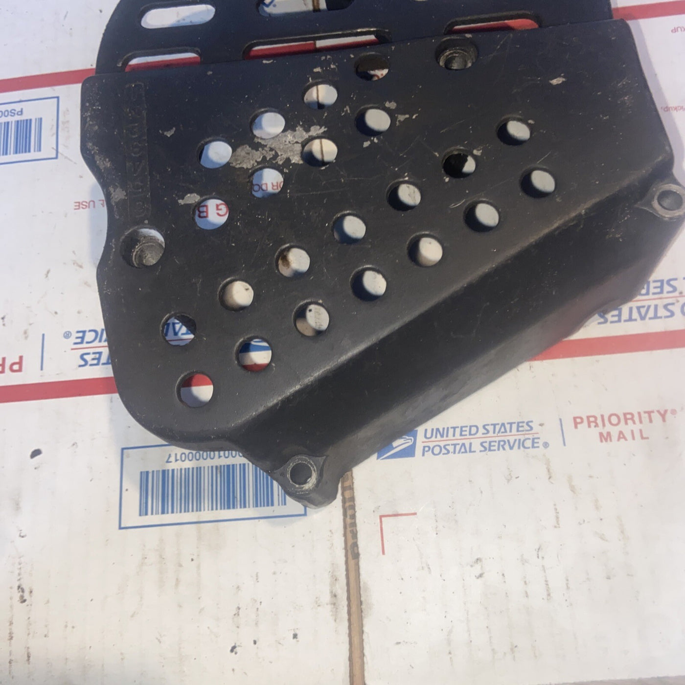 91 Suzuki GSX-R GSXR 750 GSXR750 front sprocket cover guard