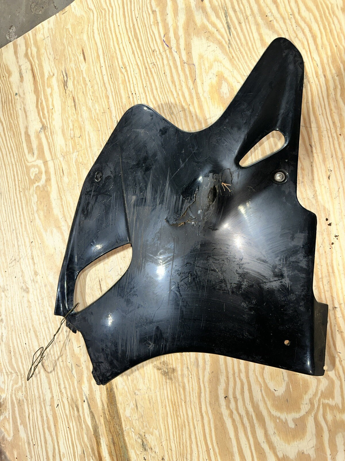 Suzuki 1992 1993 GSXR750 GSXR600 OEM Left Lower Cowl Cowling Fairing Panel